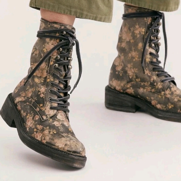 Free People Shoes - Free People Santa Fe Lace-up Floral Combat Boots Brown‎ Women's Size 37